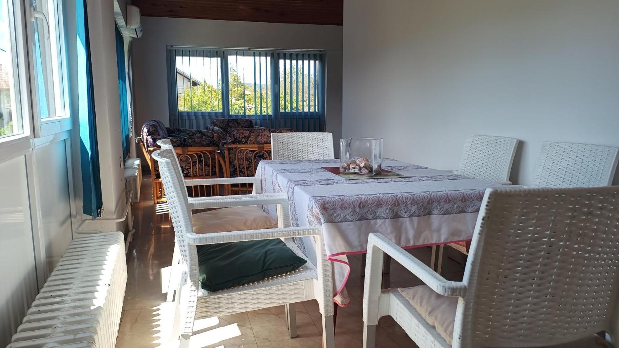 Guesthouse Trikic Drvar Esterno foto